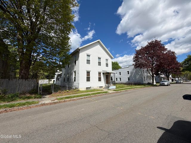 82 4th Street, Waterford Village, NY 12188