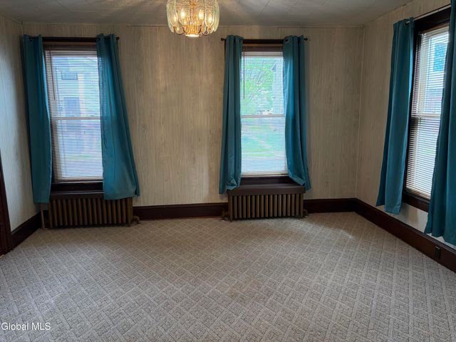 82 4th Street, Waterford Village, NY 12188