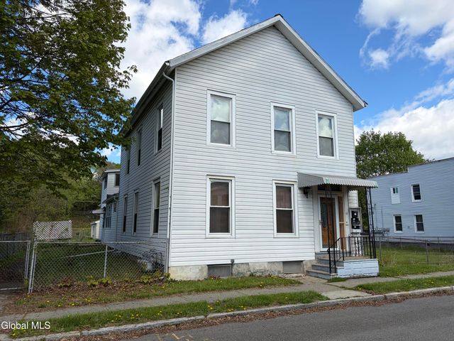 82 4th Street, Waterford Village, NY 12188