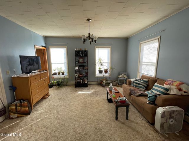 82 4th Street, Waterford Village, NY 12188