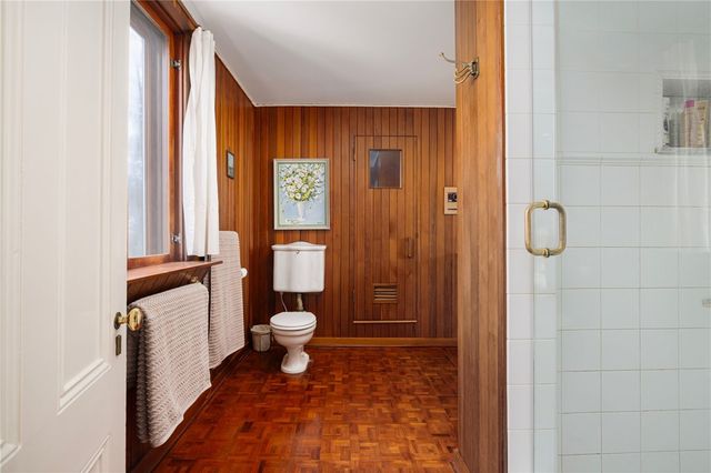 4 Hunter Avenue, Newport, RI 02840