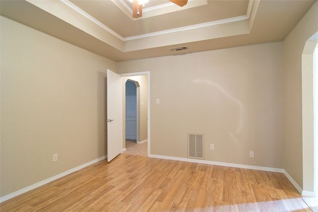 120 Marseille Drive, Hurst, TX 76054