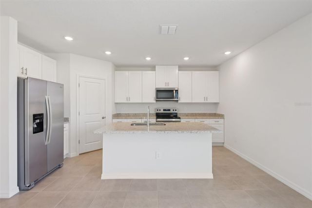 12589 HOMELAND DRIVE, Dade City, FL 33525