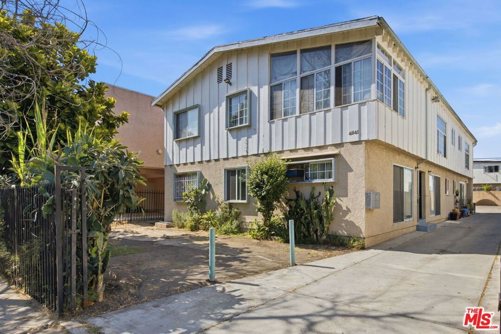 4841 W 18th Street, Los Angeles, CA 90019