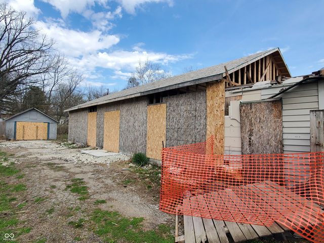 2860 S Rybolt Avenue, Indianapolis, IN 46241