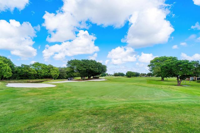 11255 Green Lake Drive 203, Boynton Beach, FL 33437