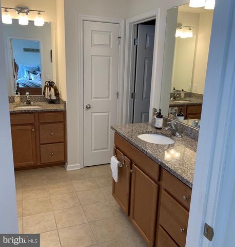 134 ADMIRAL LN, Warrington, PA 18976