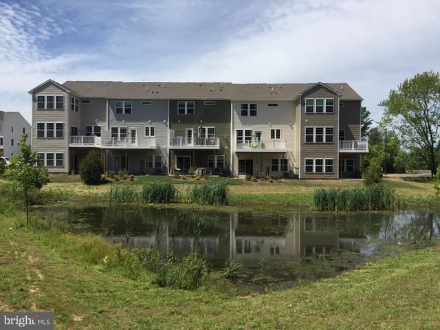134 ADMIRAL LN, Warrington, PA 18976
