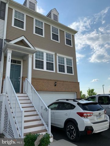 134 ADMIRAL LN, Warrington, PA 18976