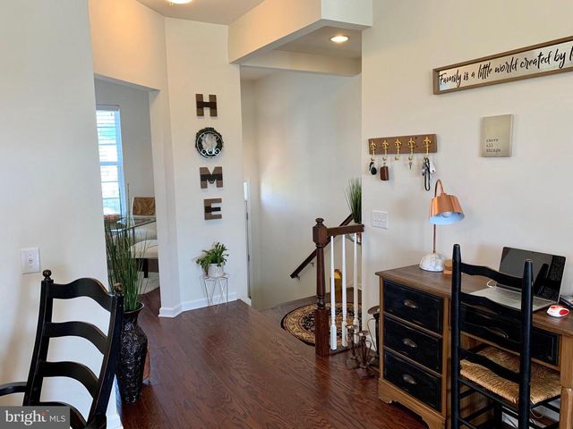 134 ADMIRAL LN, Warrington, PA 18976
