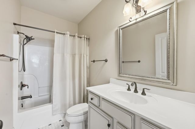 915 Ocean Pines Ct., North Myrtle Beach, SC 29582