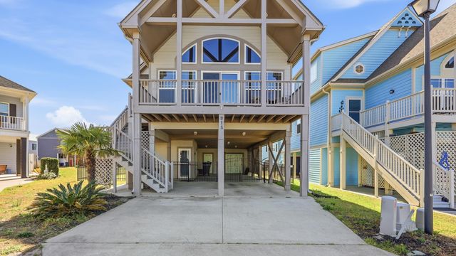915 Ocean Pines Ct., North Myrtle Beach, SC 29582