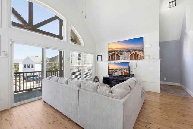 915 Ocean Pines Ct., North Myrtle Beach, SC 29582