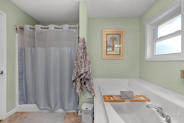 1171 Eula Street, Gulf Breeze, FL 32563