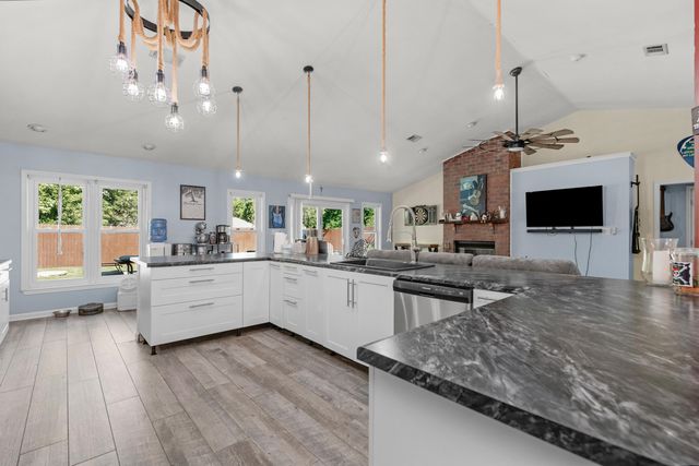1171 Eula Street, Gulf Breeze, FL 32563