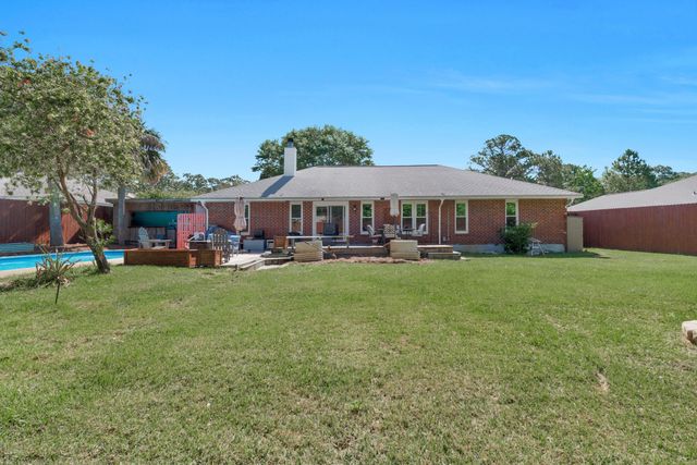 1171 Eula Street, Gulf Breeze, FL 32563