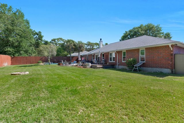 1171 Eula Street, Gulf Breeze, FL 32563