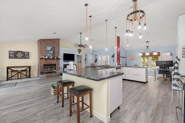 1171 Eula Street, Gulf Breeze, FL 32563