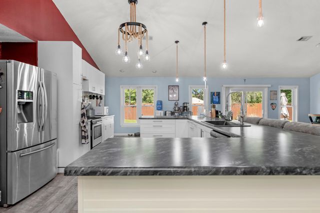 1171 Eula Street, Gulf Breeze, FL 32563
