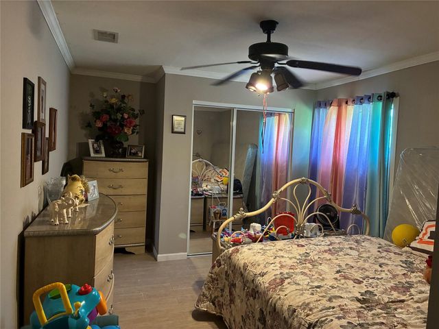 1008 Polly Street, Baytown, TX 77520