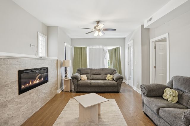 11025 S King Drive, Chicago, IL 60628