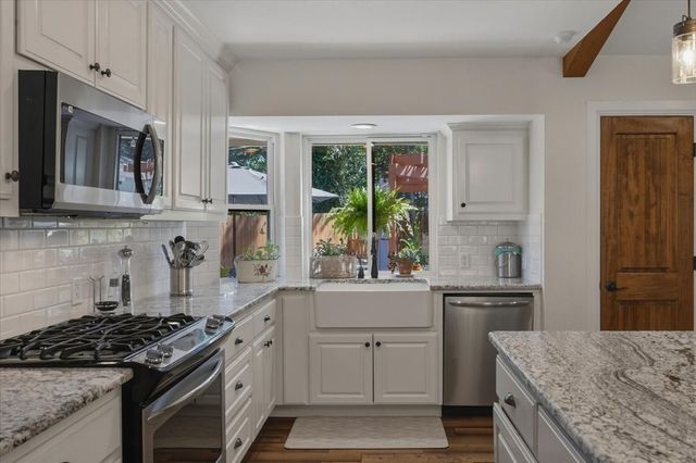 5317 Santa Marie Avenue, Fort Worth, TX 76114