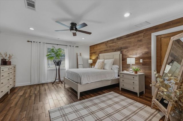 5317 Santa Marie Avenue, Fort Worth, TX 76114