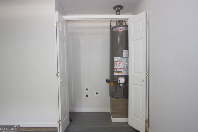 2360 Huntington Drive, Loganville, GA 30052