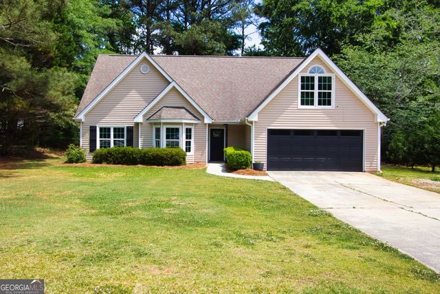 2360 Huntington Drive, Loganville, GA 30052