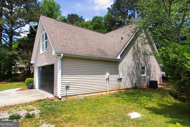 2360 Huntington Drive, Loganville, GA 30052