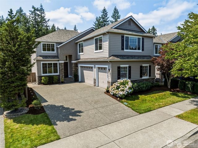 6701 W Crest View Loop SE, Snoqualmie, WA 98065