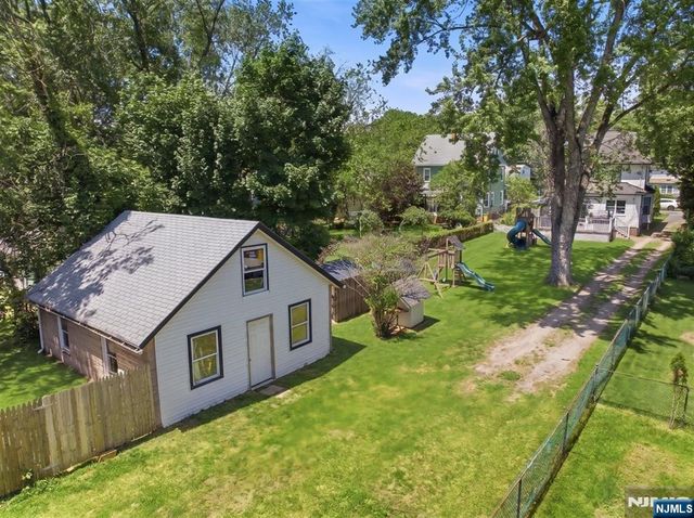 158 Slocum Avenue, Englewood, NJ 07631
