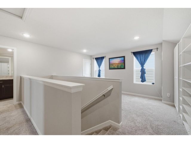 2743 Tallgrass Ln, Berthoud, CO 80513