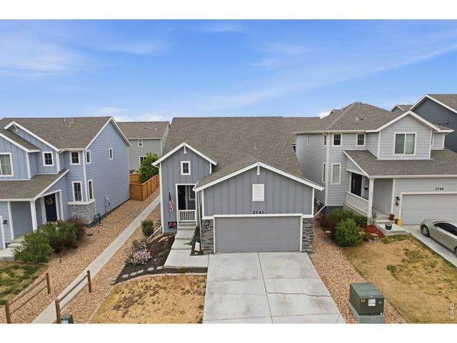 2743 Tallgrass Ln, Berthoud, CO 80513