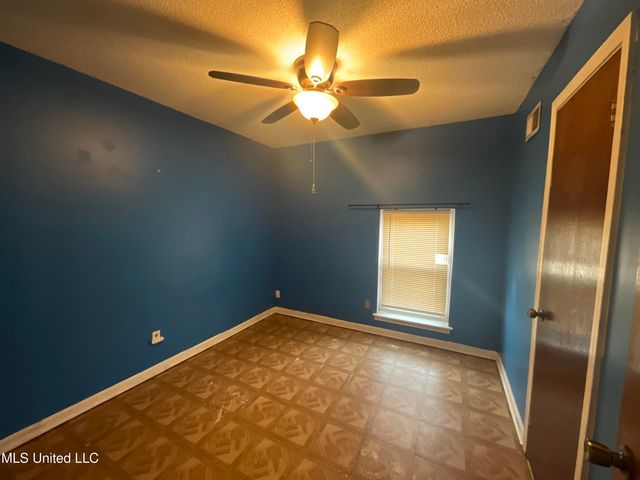 2880 Briarwood Drive, Horn Lake, MS 38637