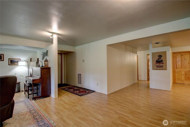 22955 Rose Road, Mount Vernon, WA 98274