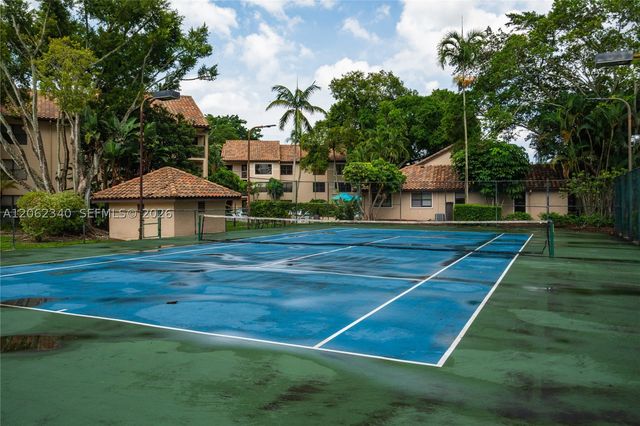 4241 W Mcnab Rd 11, Pompano Beach, FL 33069