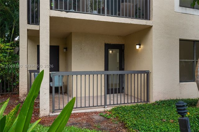 4241 W Mcnab Rd 11, Pompano Beach, FL 33069