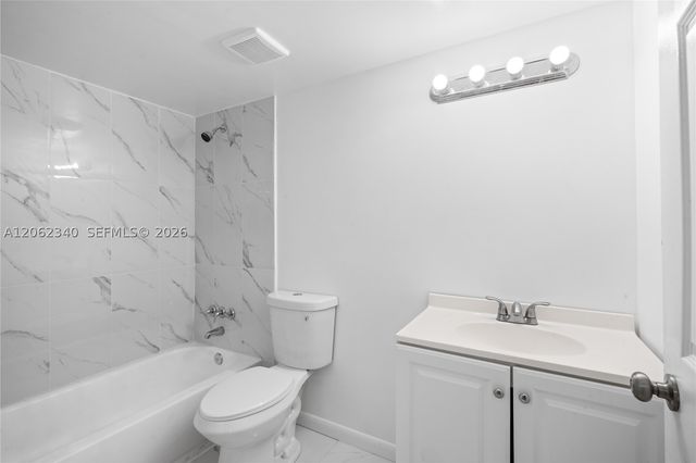 4241 W Mcnab Rd 11, Pompano Beach, FL 33069
