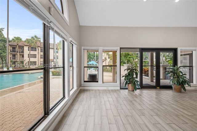 4241 W Mcnab Rd 11, Pompano Beach, FL 33069