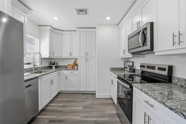 114 CONNIE AVENUE, Tampa, FL 33613