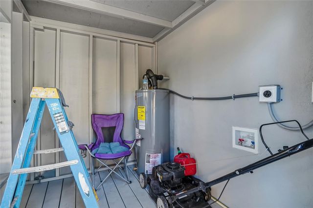 114 CONNIE AVENUE, Tampa, FL 33613