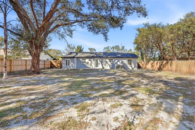 114 CONNIE AVENUE, Tampa, FL 33613