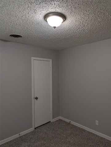 5325 Hensley Drive, Fort Worth, TX 76134