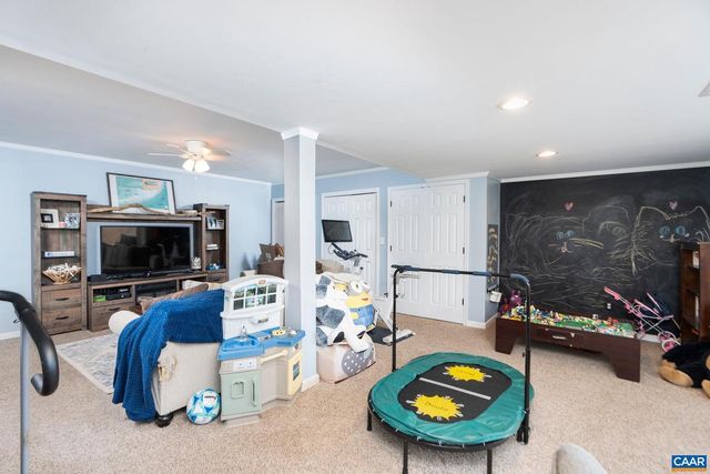 205 YOUNT AVE, Staunton, VA 24401