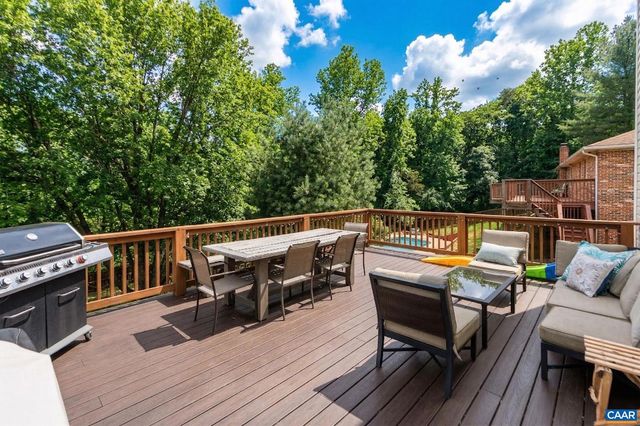 205 YOUNT AVE, Staunton, VA 24401