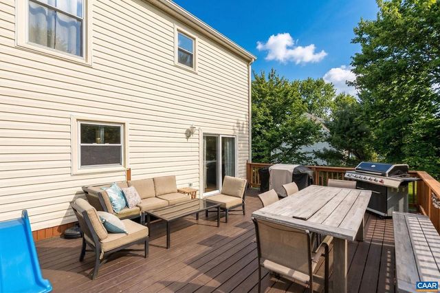 205 YOUNT AVE, Staunton, VA 24401