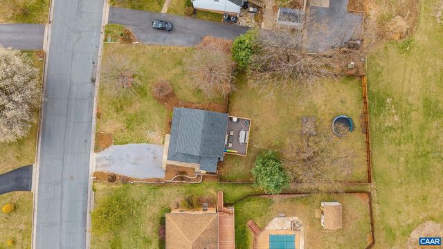 205 YOUNT AVE, Staunton, VA 24401