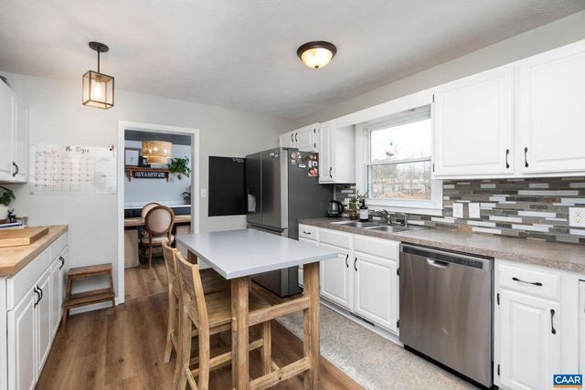 205 YOUNT AVE, Staunton, VA 24401