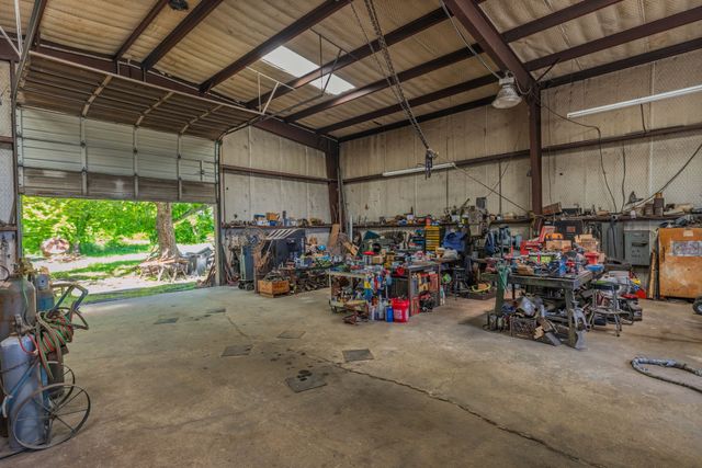 10806 FM 1570, Greenville, TX 75402